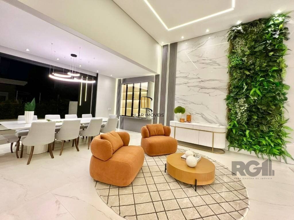 Casa térrea no Condomínio Velas da Marina com 4 suítes, piscina e 243m² privativos