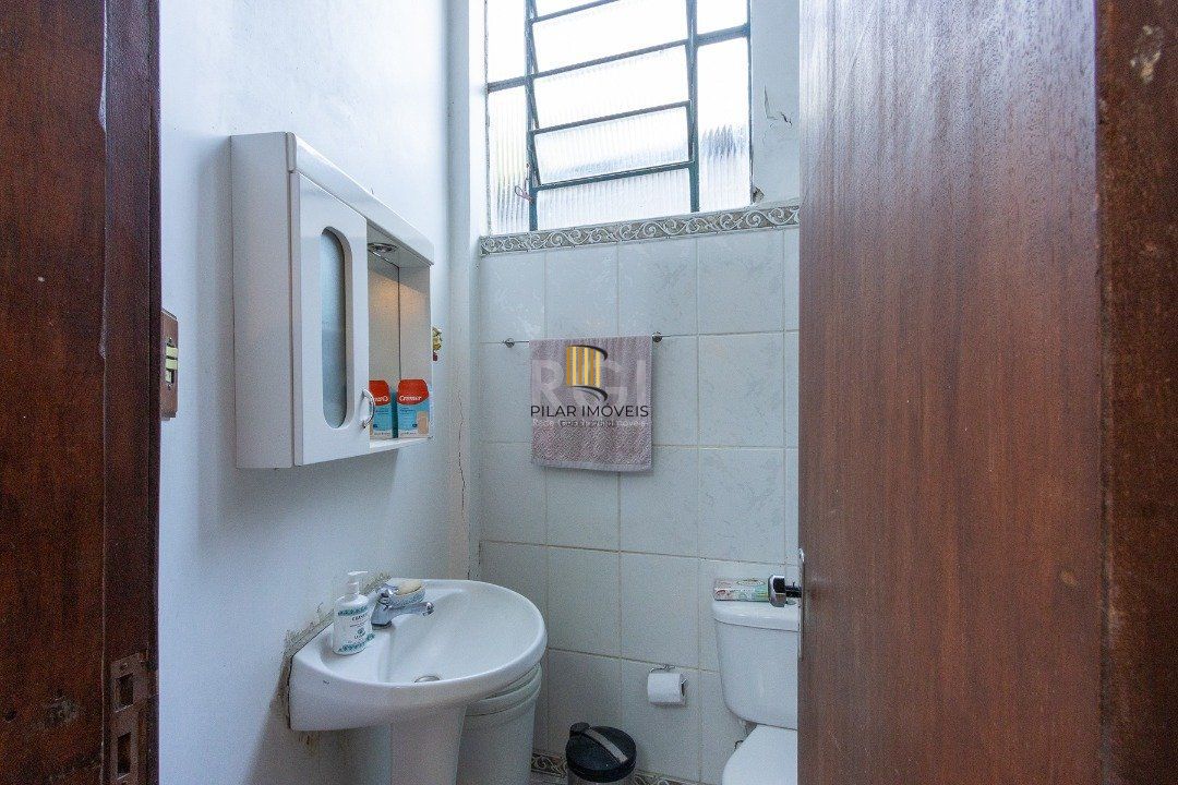 Casa 3 dormitórios no bairro Belém Novo