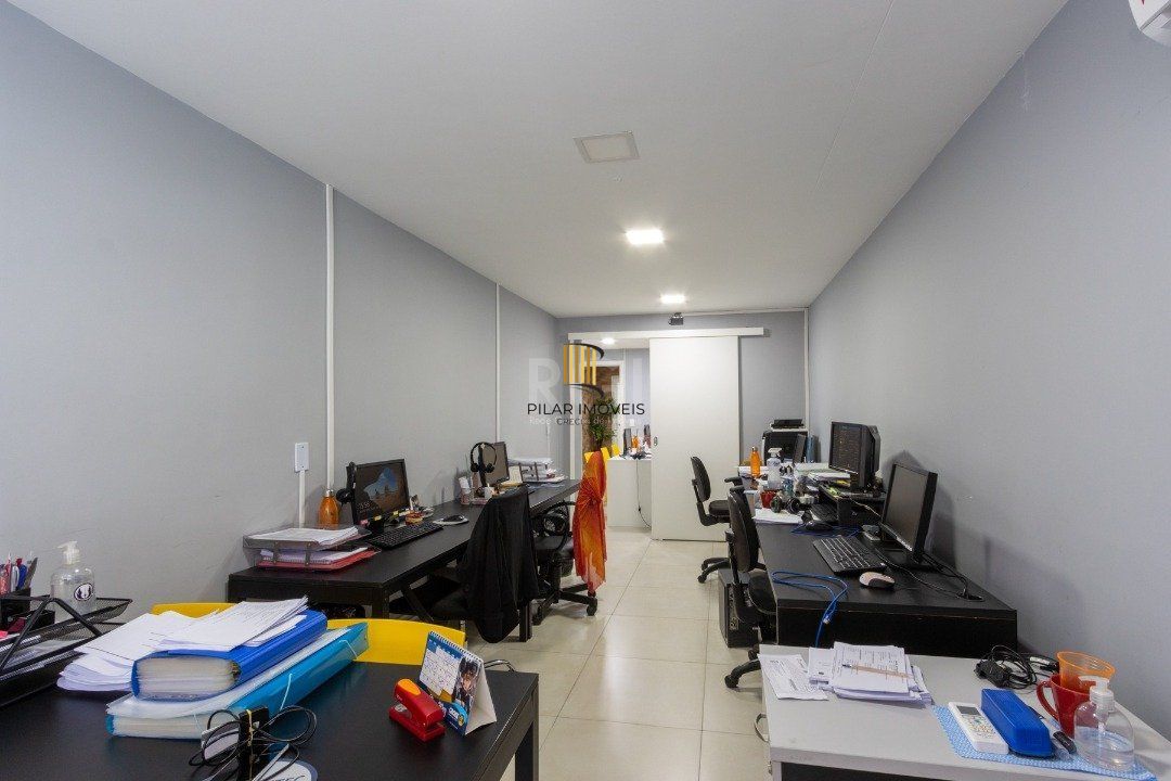 Sala em andar inteiro com 157,44  privativos
