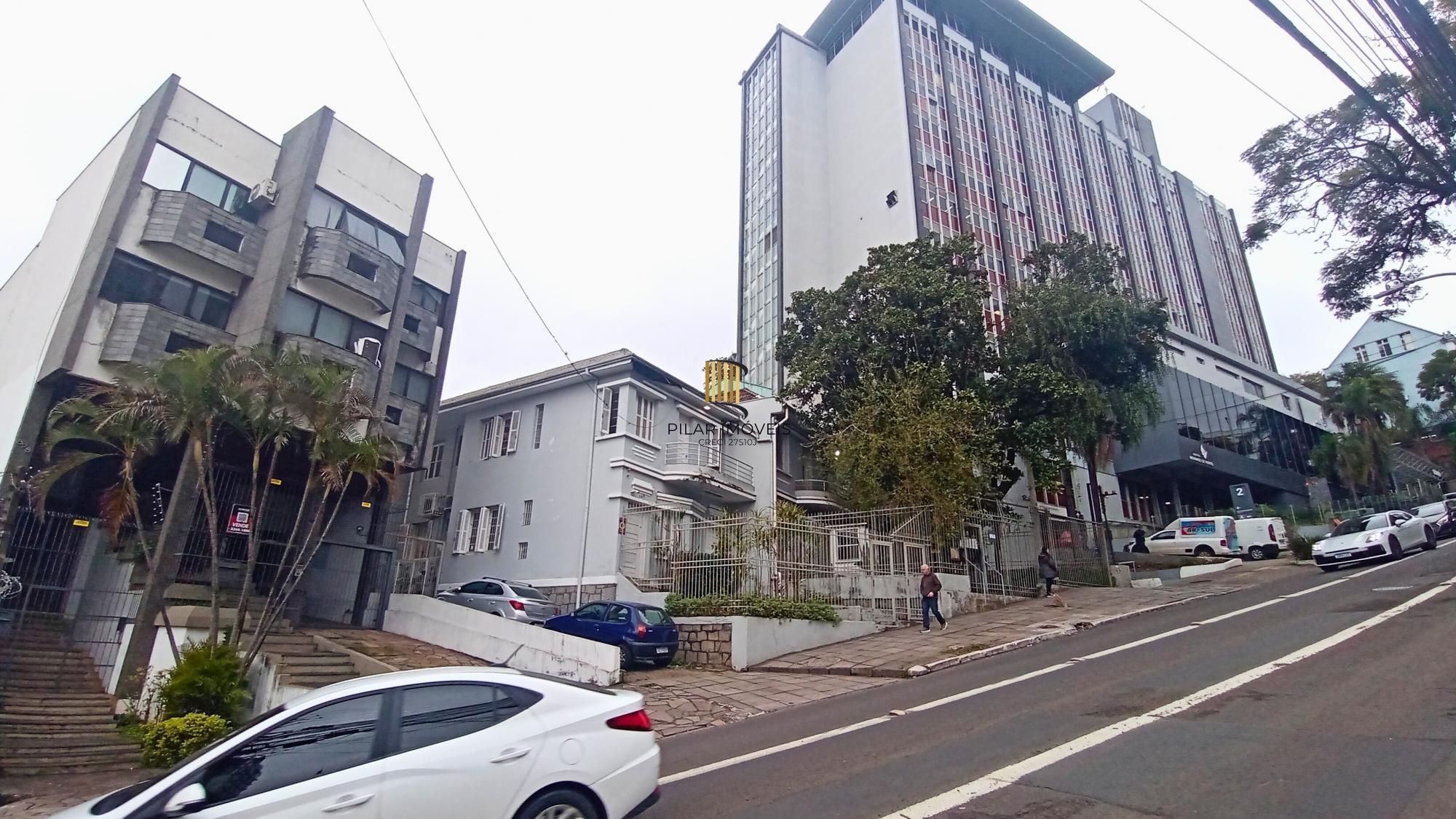 Sala comercial com vaga dupla, ao lado do Hospital Moinhos de Vento