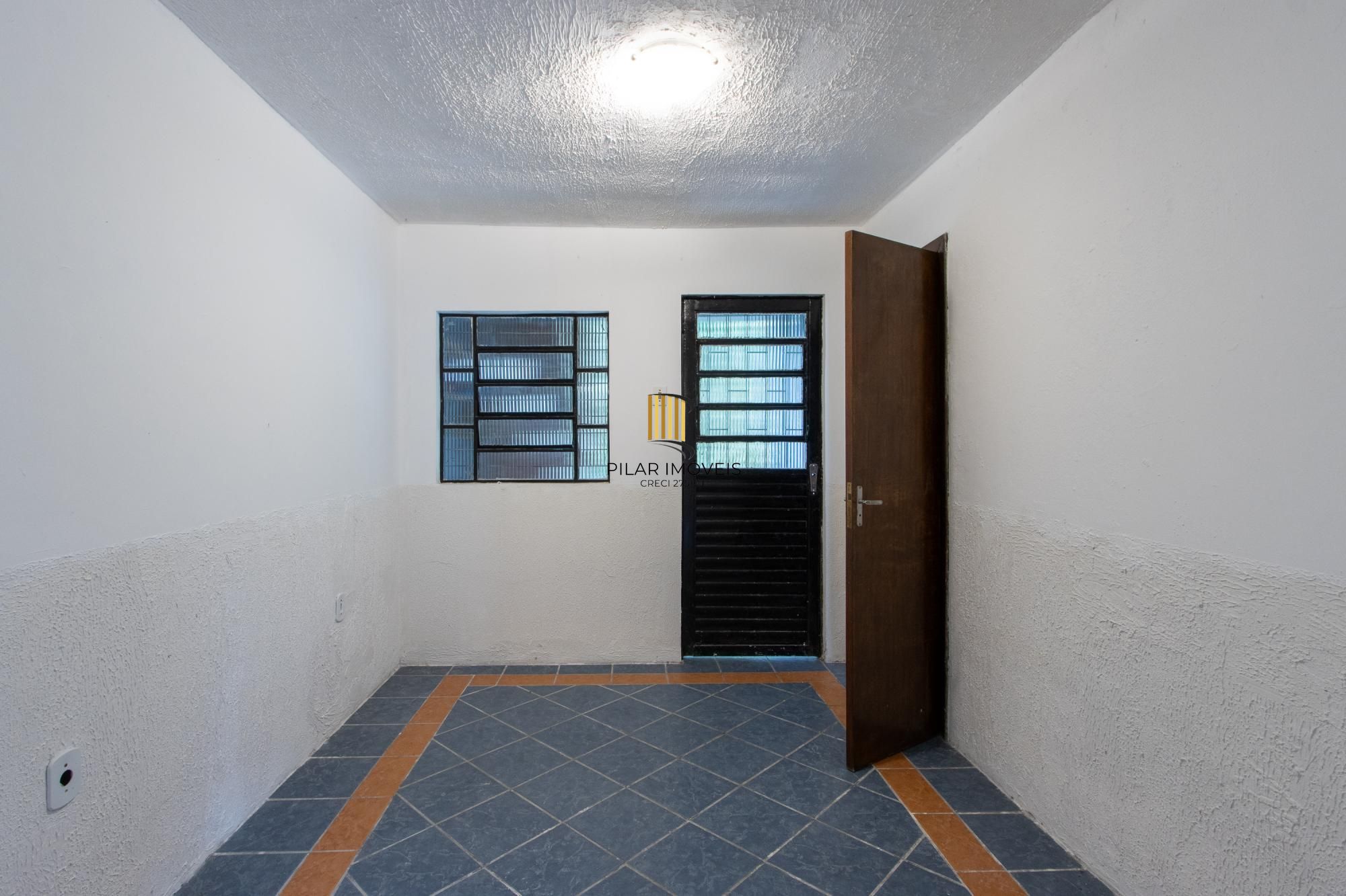Casa para Venda - 235m², 2 dormitórios, 4 vagas - Cavalhada
