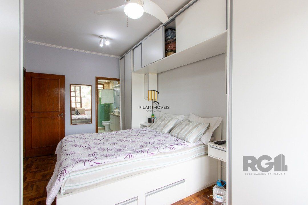 Casa para Venda - 440m², 3 dormitórios, sendo 1 suites, 2 vagas - Santa Tereza