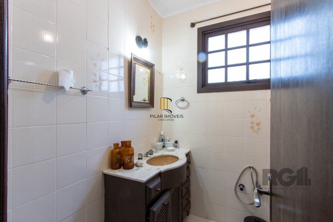 Casa para Venda - 200m², 3 dormitórios, sendo 1 suites, 3 vagas - Jardim Verde