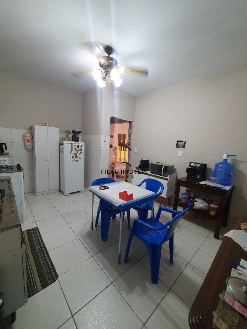 Casa à venda no bairro Navegantes ? Espaço e conforto para toda a família!