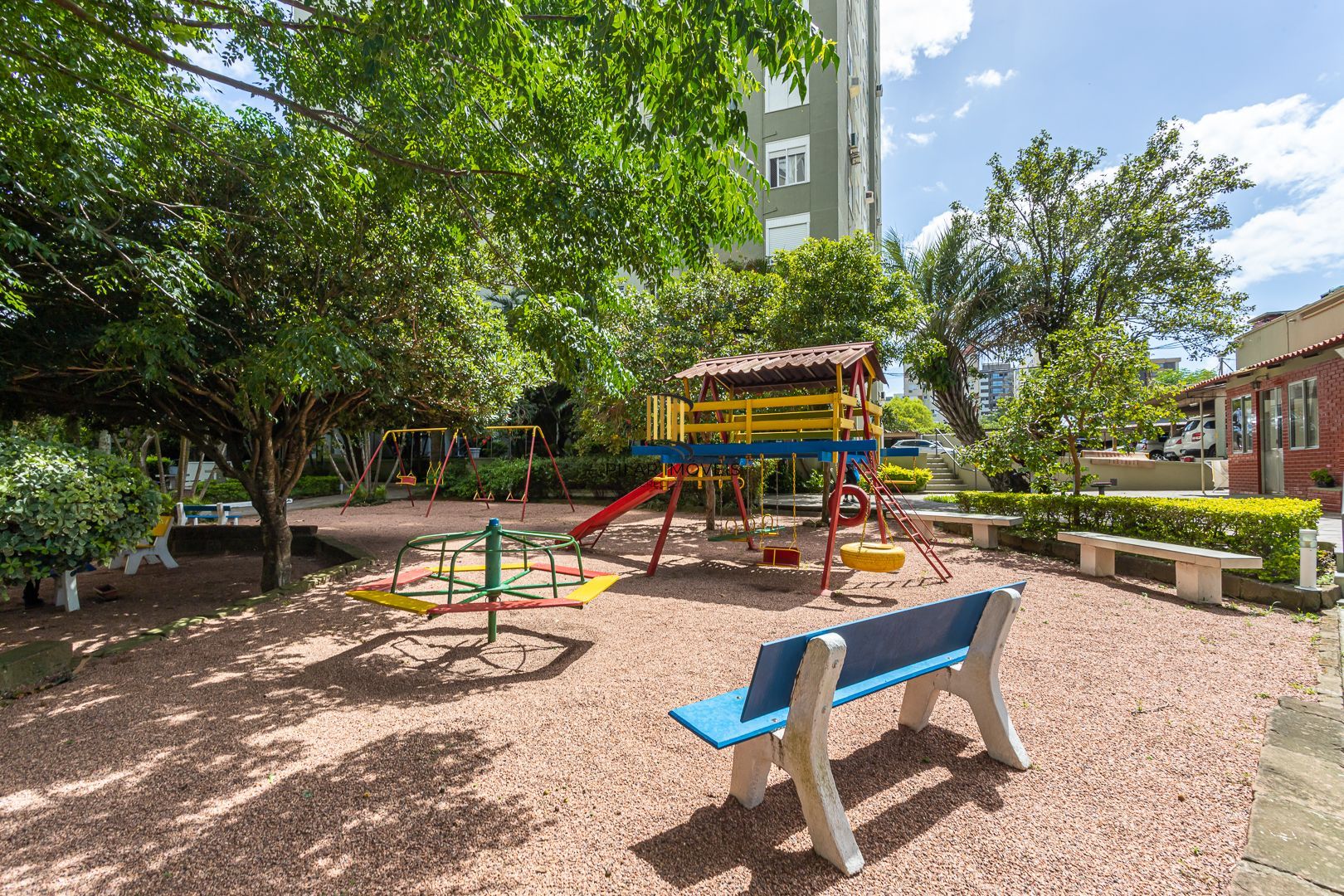 **Apartamento Semimobiliado de 1 Quarto em Vila Conceição, Porto Alegre, RS**