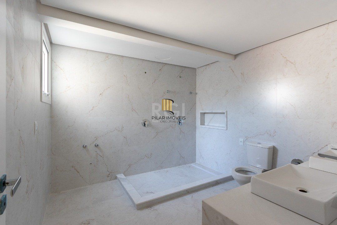 Casa Condominio para Venda - 306.18m², 3 dormitórios, sendo 3 suites, 3 vagas - Vila Assunção