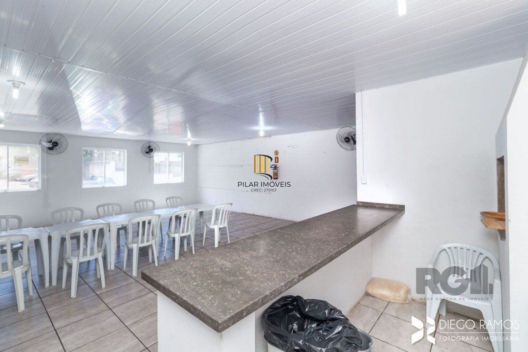 Apartamento 2 dormitórios vaga rotativa bairro Glória Porto Alegre