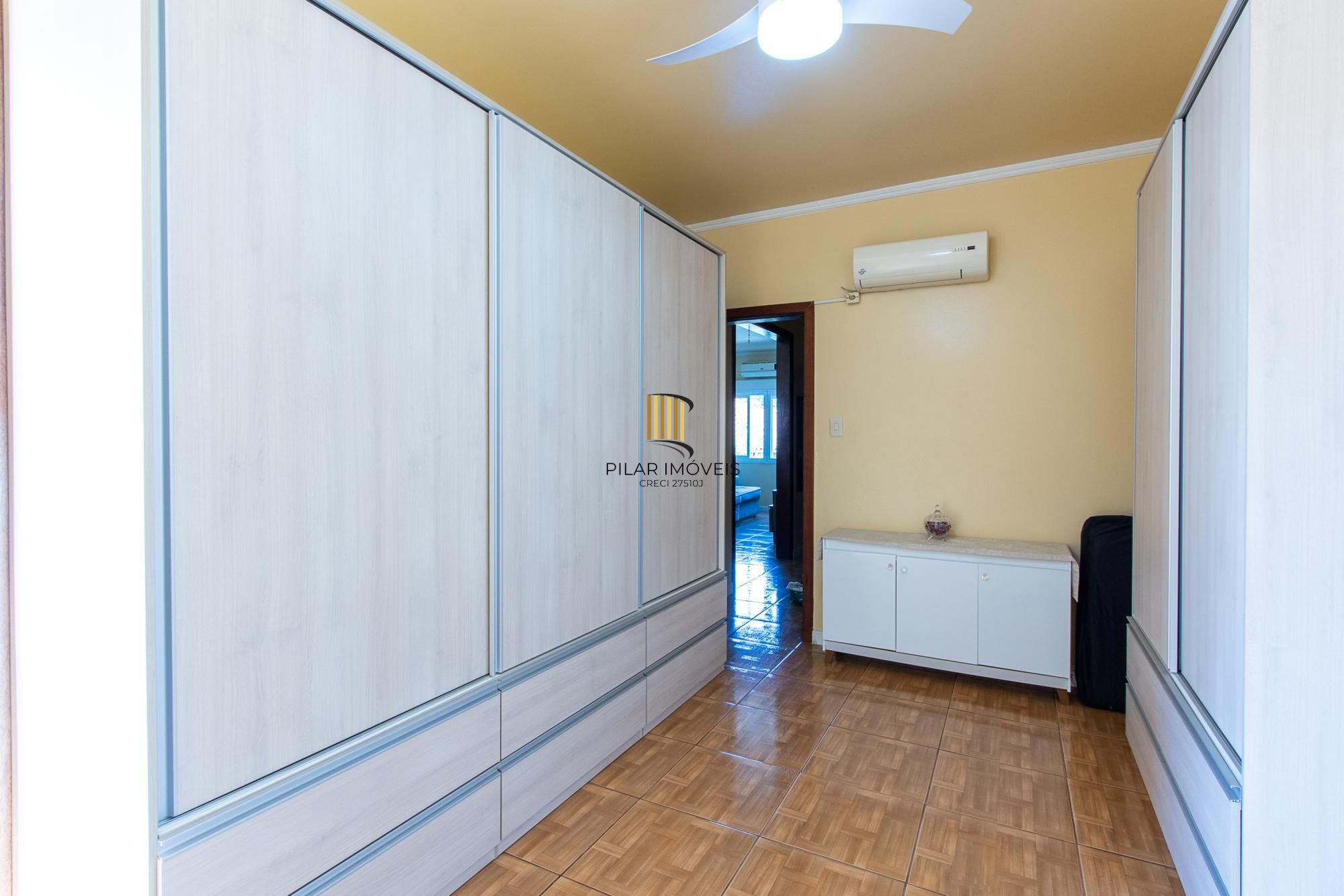 Apartamento de 2 dormitórios no bairro Medianeira.