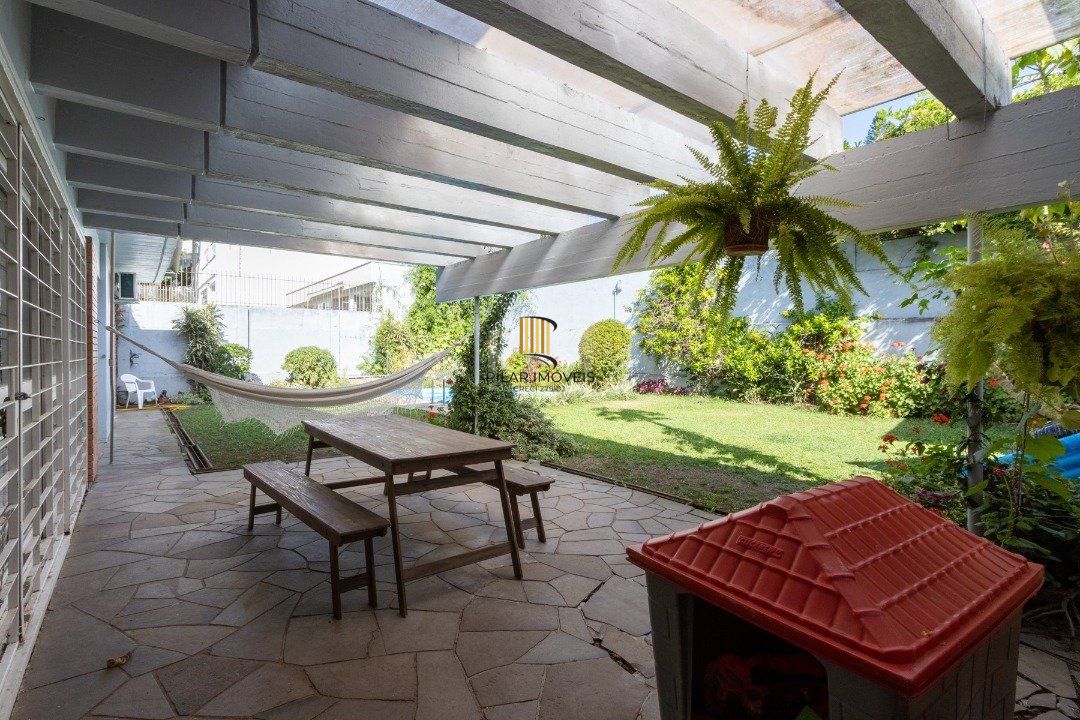 Casa 3 dormitórios no bairro Vila Assunção