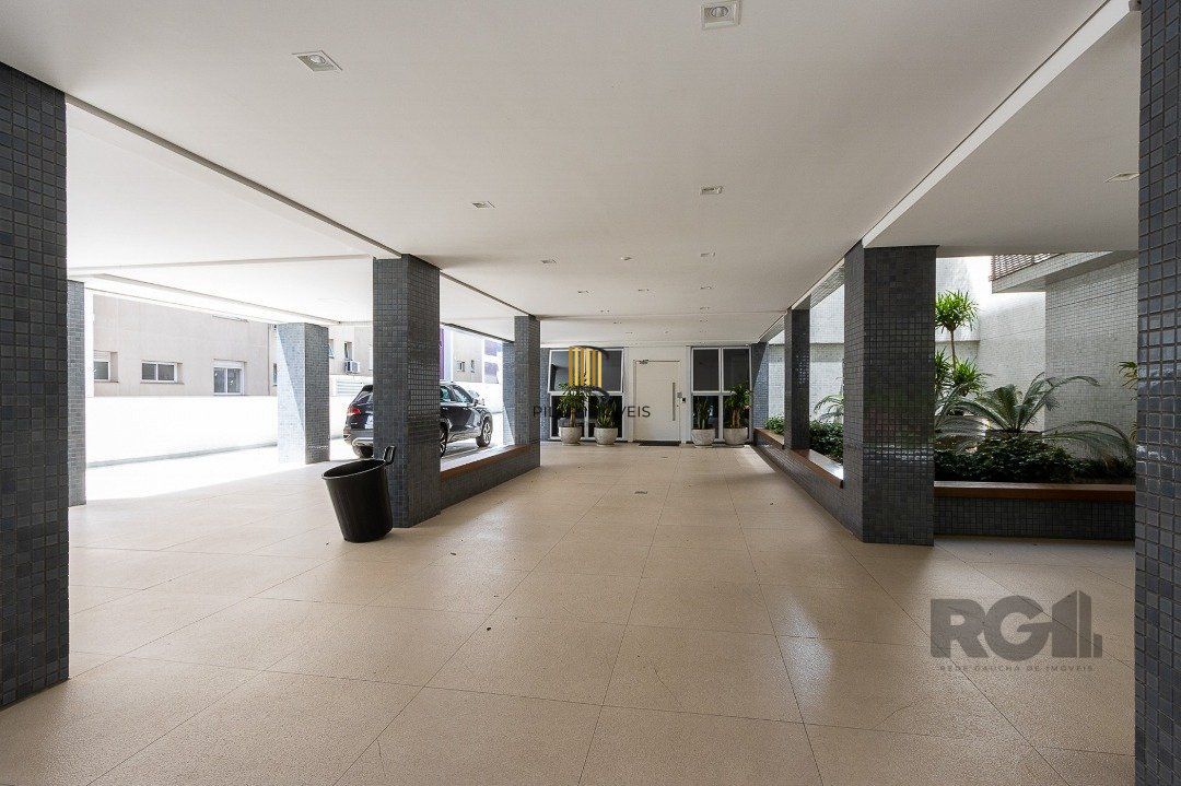 Apartamento para Venda - 457.17m², 3 dormitórios, sendo 1 suites, 4 vagas - Tristeza