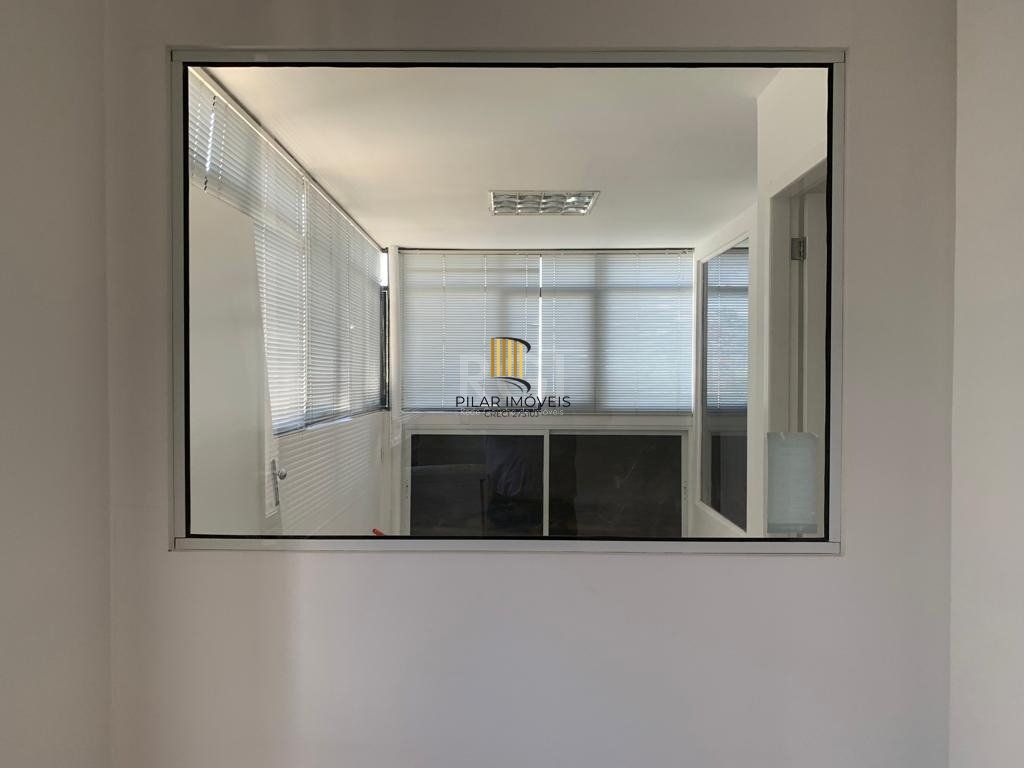 Sala comercial na Getúlio Vargas com 81,92m² privativos