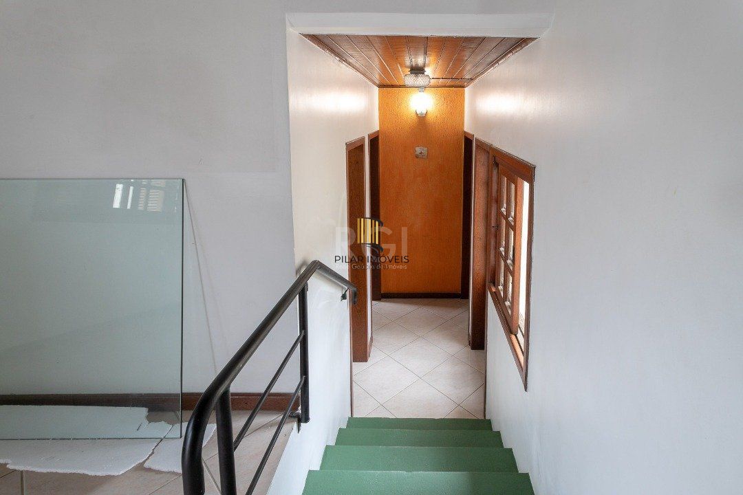 Casa para Venda - 0.01m², 5 dormitórios, 10 vagas - Petrópolis