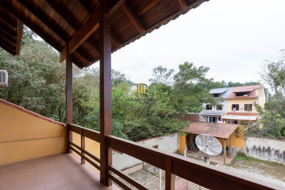 Casa Condominio para Venda - 386m², 3 dormitórios, sendo 2 suites, 2 vagas - Espirito Santo