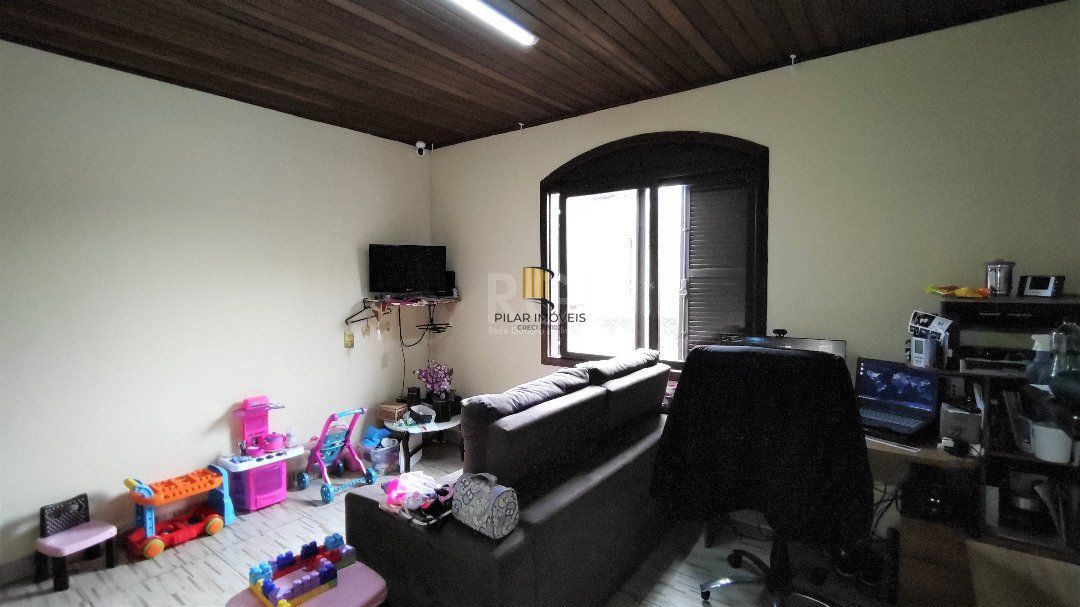 Casa para Venda - 90.36m², 2 dormitórios, 6 vagas - Passo das Pedras
