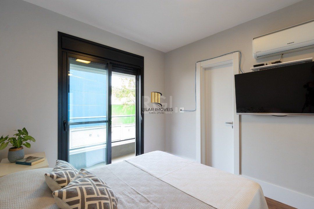 Apartamento para Venda - 164m², 3 dormitórios, sendo 3 suites, 3 vagas - Pedra Redonda
