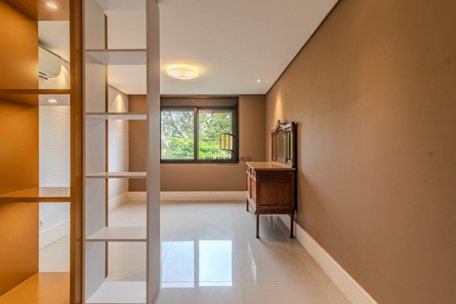 Alto Padrão no TERRAZAS: 4 Suítes, 312m² e Vista Incrível para a Natureza