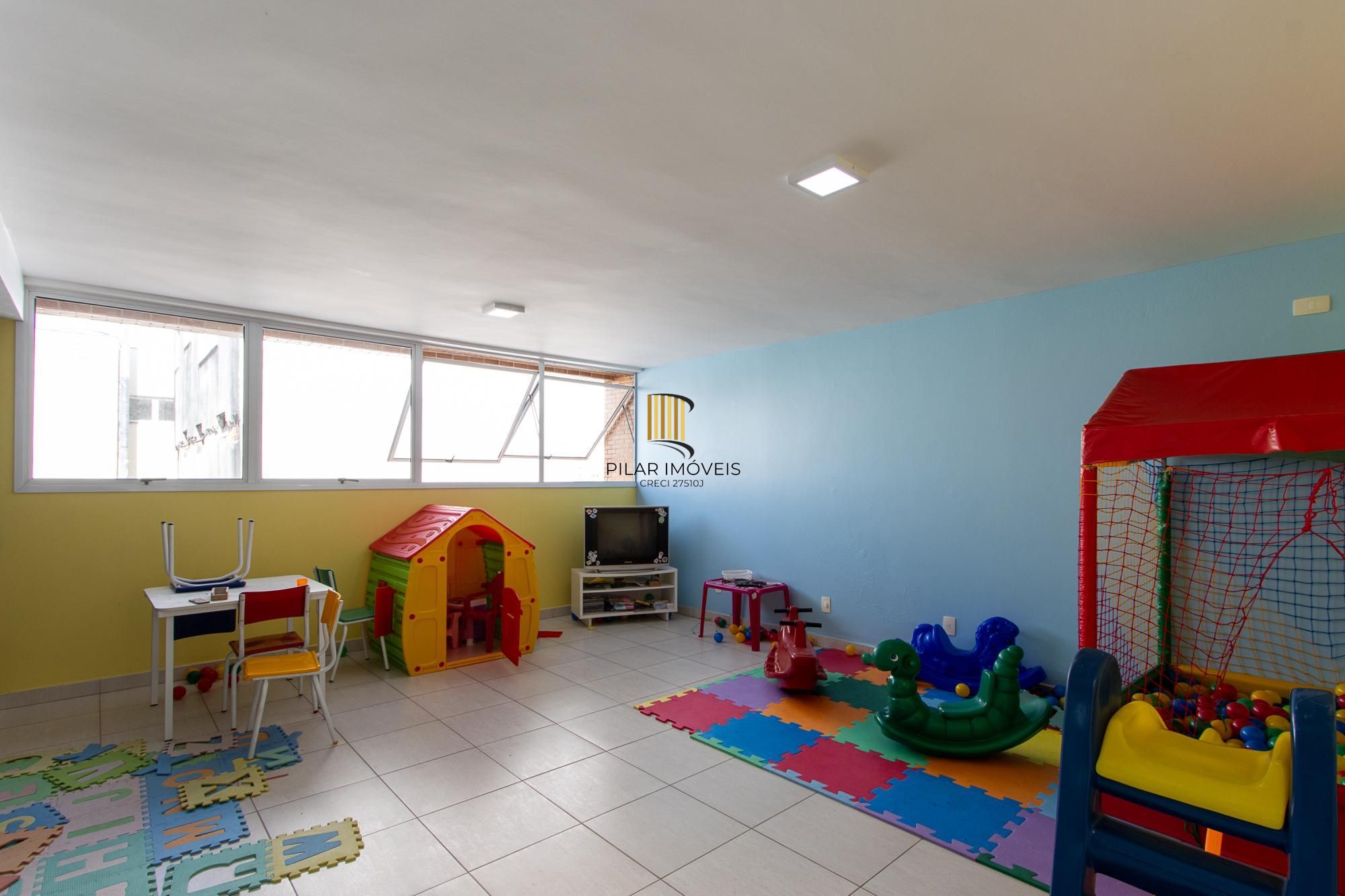 Excelente apartamento de 3 dormitórios, 1 suíte e 2 vagas de garagem.