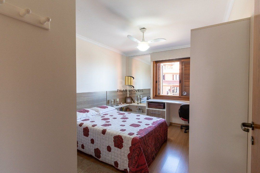 Casa Condominio para Venda - 286.89m², 4 dormitórios, sendo 2 suites, 2 vagas - Cristal