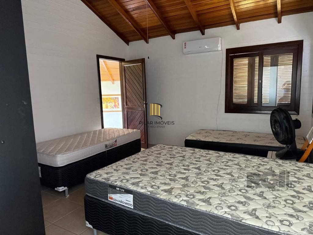 Casa 4 dormitórios no bairro Remanso