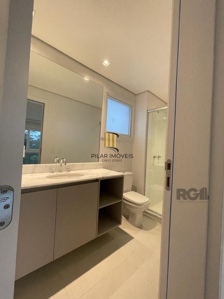 Duplex maravilhoso de frente com sacada