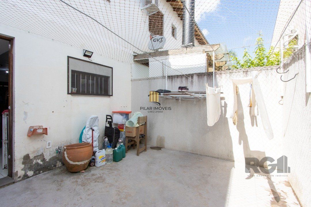 Casa de Condomínio 2 dormitórios no bairro Hípica