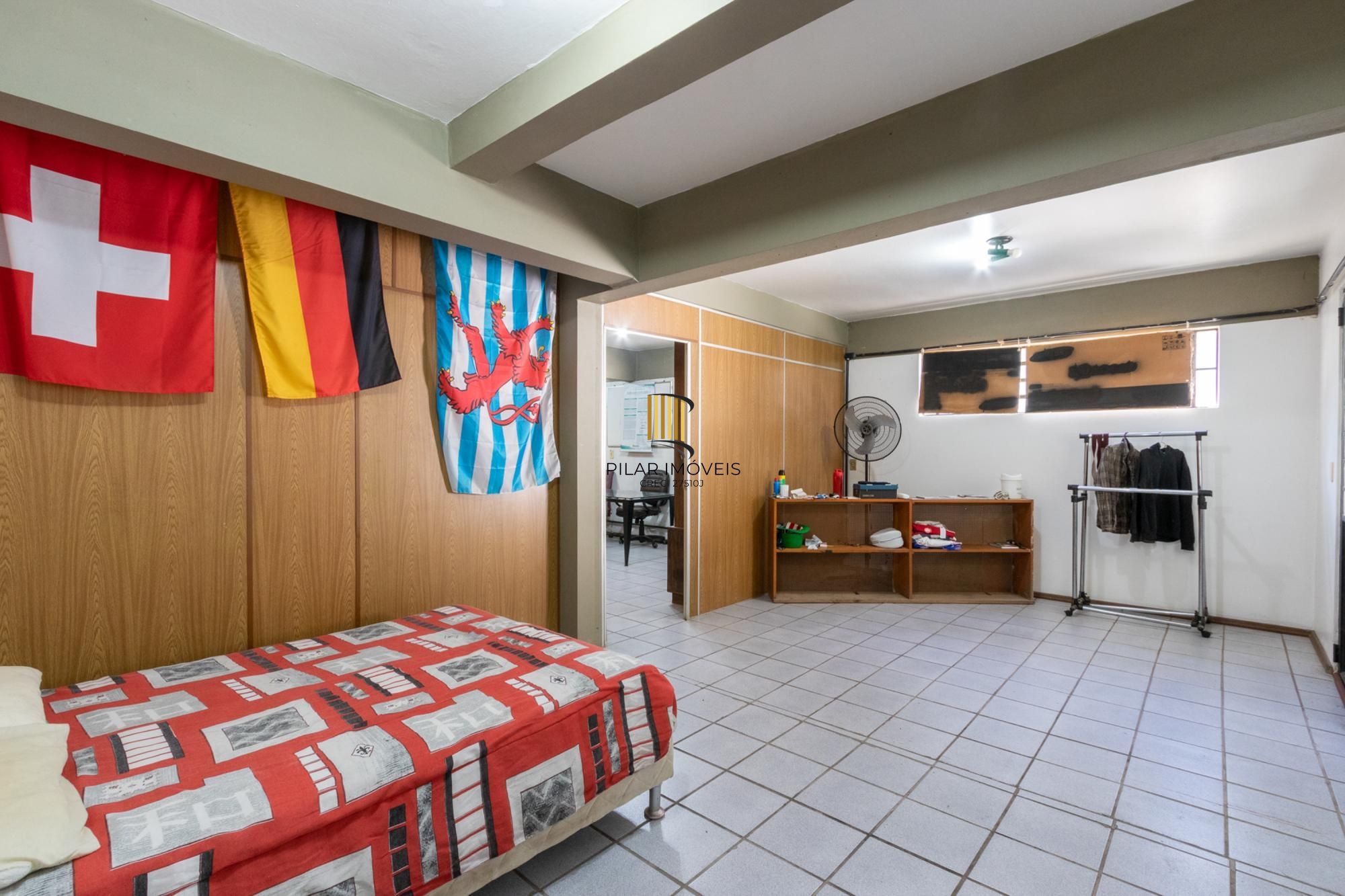 Casa para Venda - 286.28m², 2 dormitórios, sendo 1 suites, 3 vagas - Santa Tereza