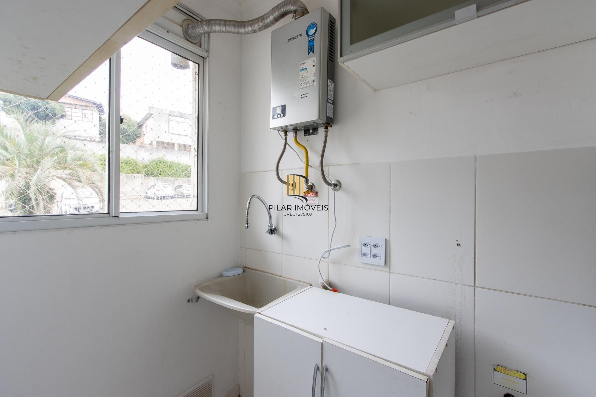 Luagge vende ap 3 dorm na Av Teresópolis