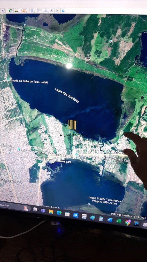 Casa Condominio para Venda - 300m², 3 dormitórios, sendo 3 suites, 2 vagas - Lagoa Da Custódia