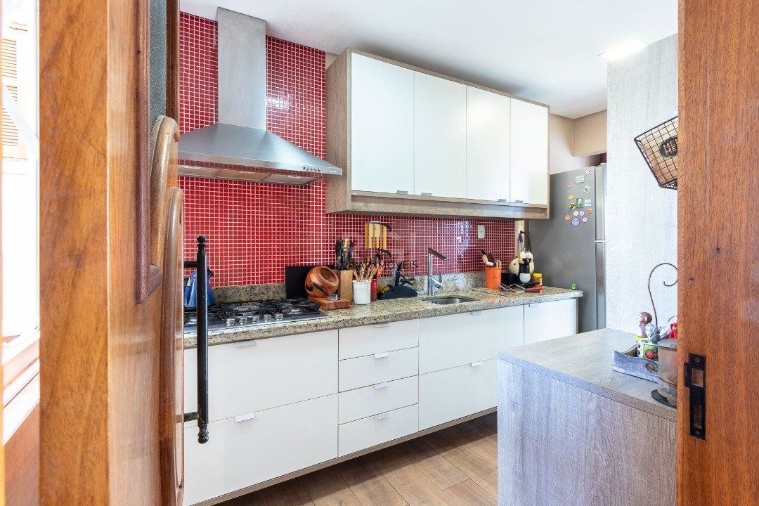 Casa para Venda - 226.96m², 3 dormitórios, sendo 2 suites, 3 vagas - Jardim Isabel