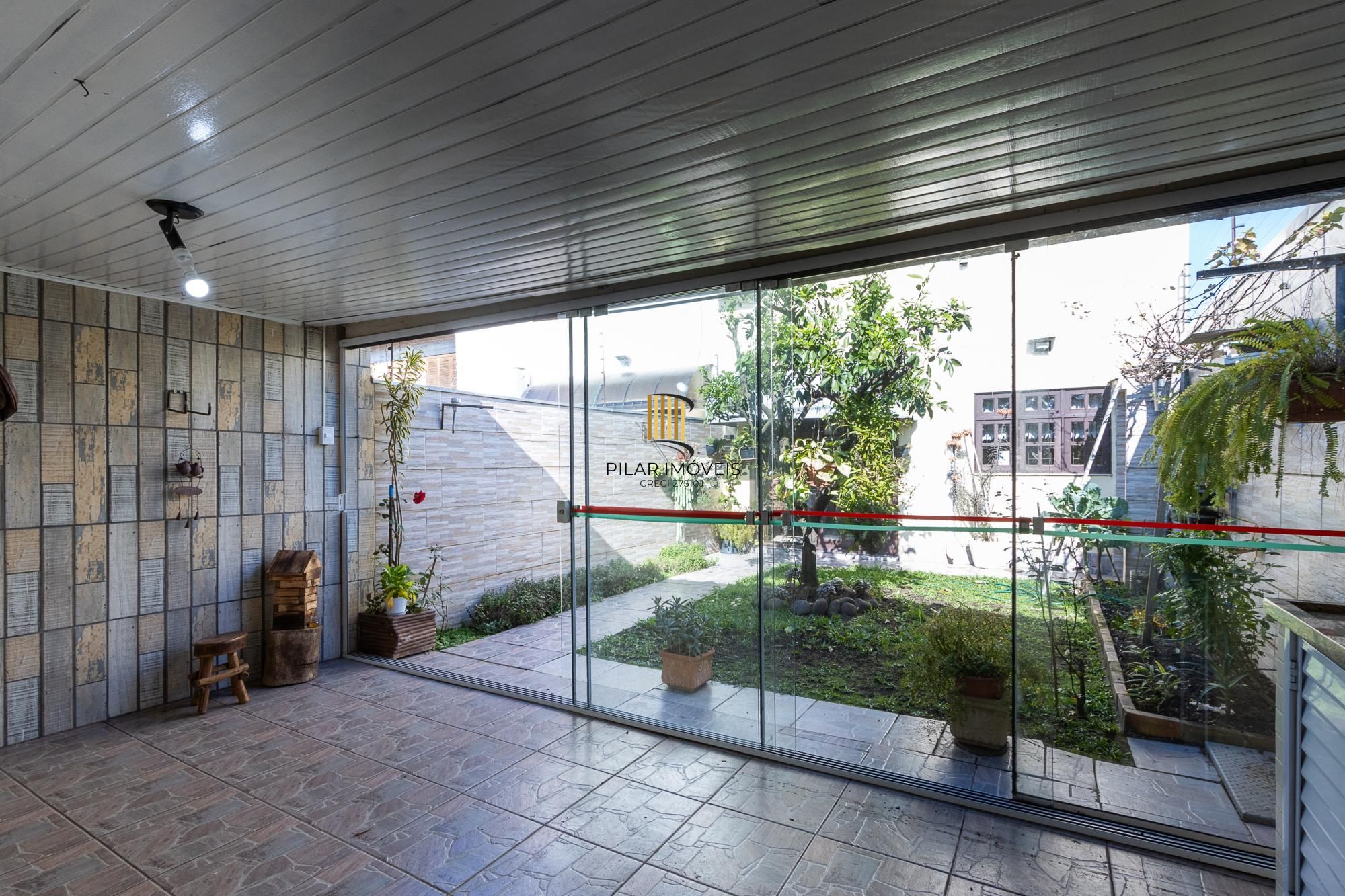 Casa  3 dorm. I suíte I Vaga 2  carros