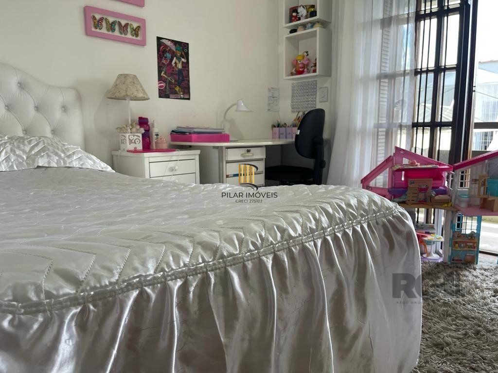 Casa 5 dormitórios no bairro Nonoai