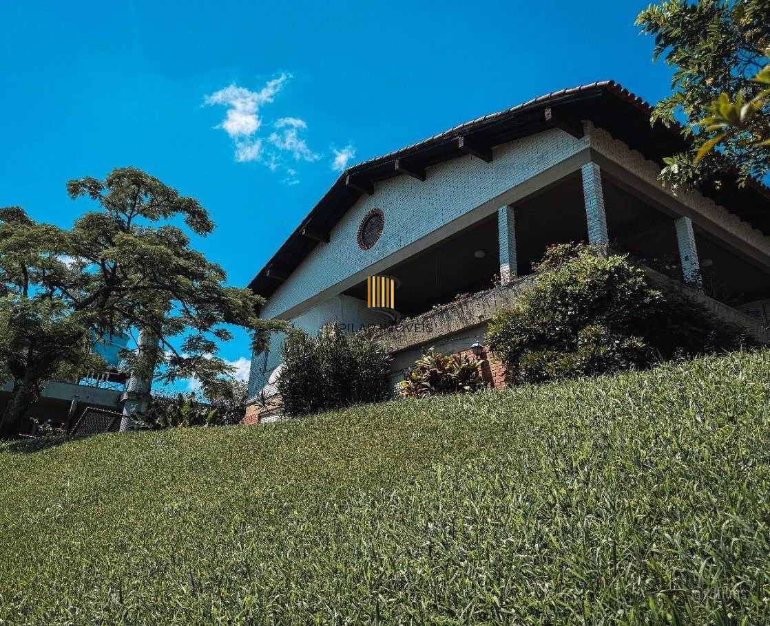 Casa bairro Sétimo Céu, 463m² privativos, vista privilegiada do Rio Guaíba em terreno de 1.423m².