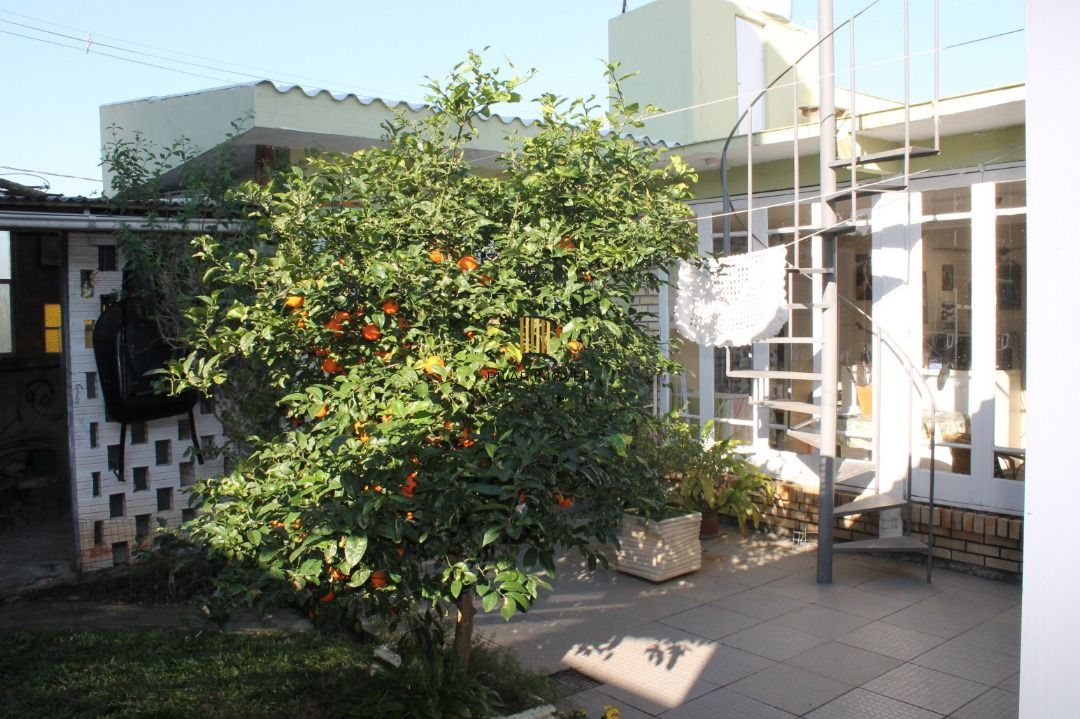 Casa para Venda - 120m², 3 dormitórios, sendo 1 suites, 1 vaga - Vila Nova
