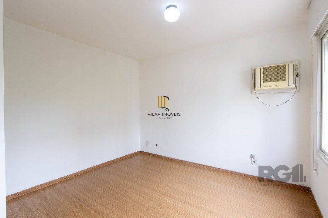Apartamento de 2 dormitórios no Menino Deus.