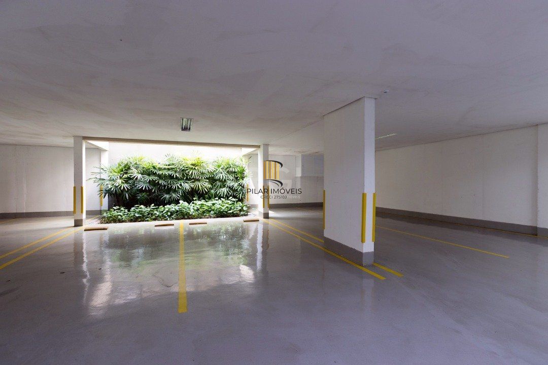Cobertura para Venda - 319.17m², 3 dormitórios, sendo 3 suites, 4 vagas - Cristal