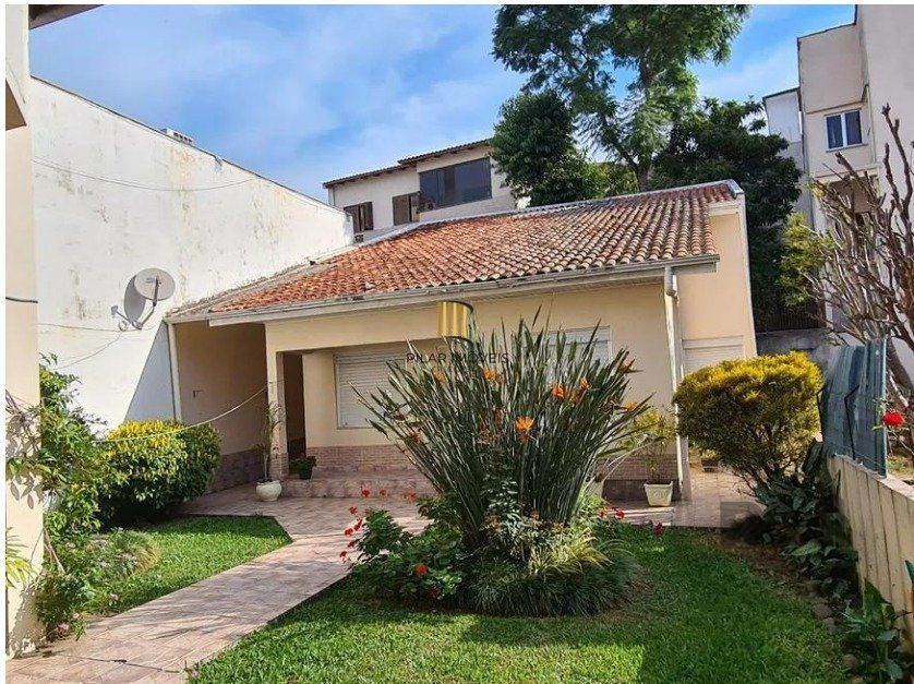 Casa 6 dormitórios no bairro Jardim São Pedro