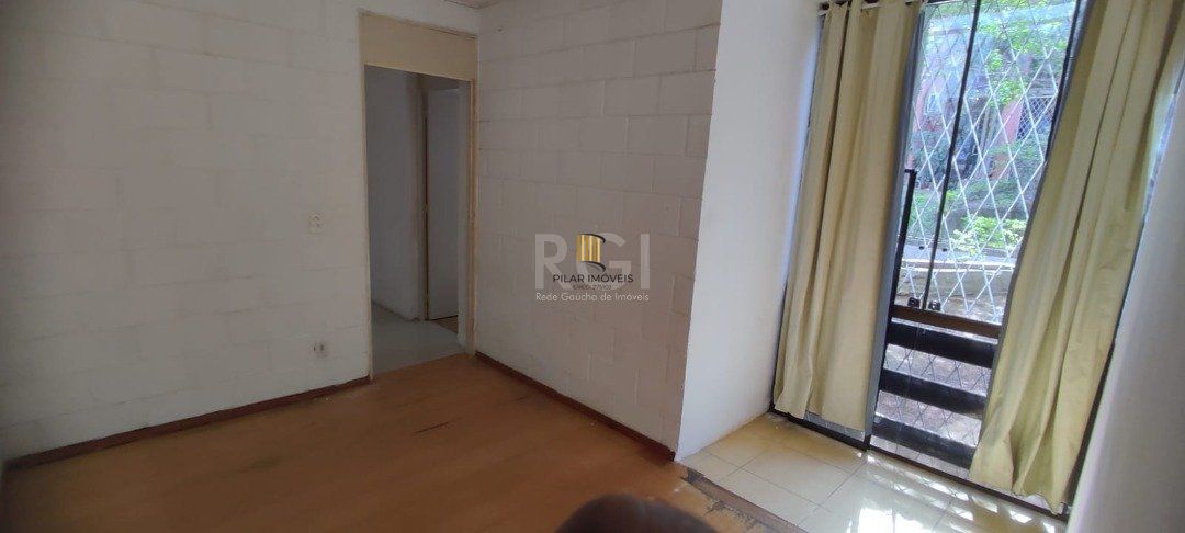Apartamento com 3 dormitórios, 1 banheiro social e 1 vaga/box