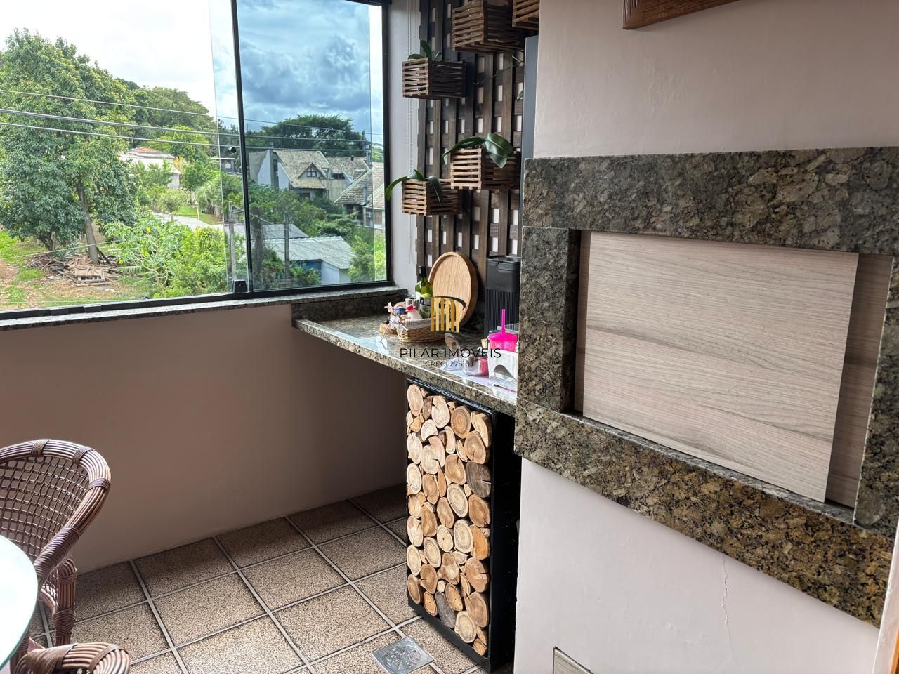 Excelente apartamento 3 dormitórios sendo 01 suíte, Sacada e com Òtima Posição Solar