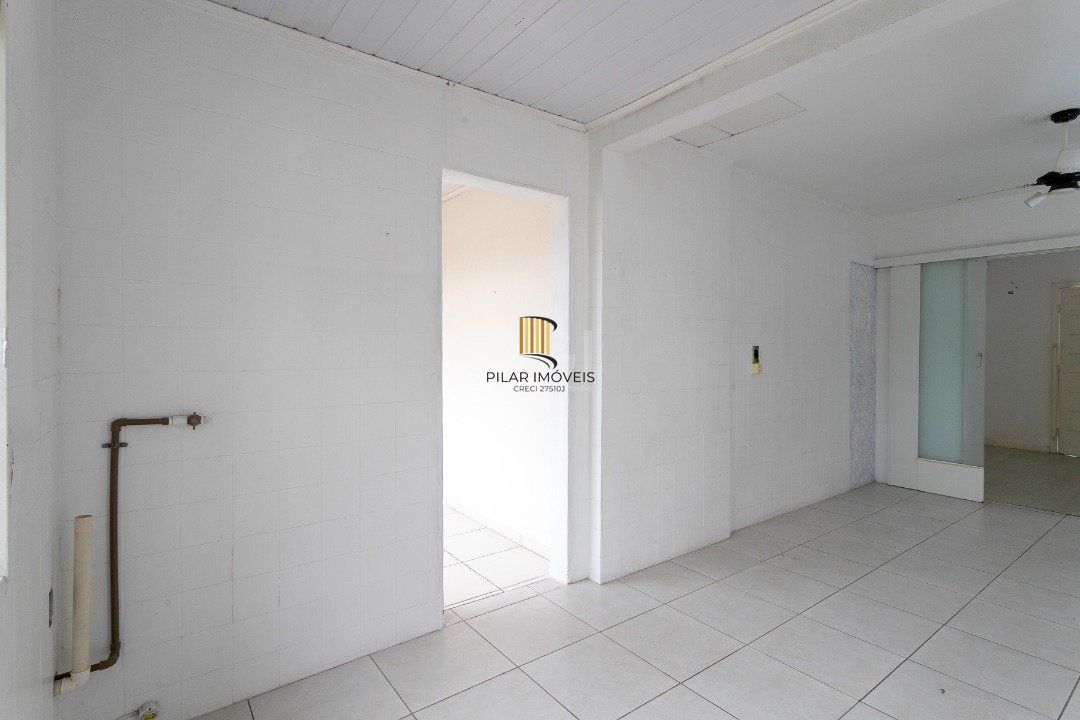 Casa para Venda - 0.01m², 5 dormitórios, 10 vagas - Petrópolis