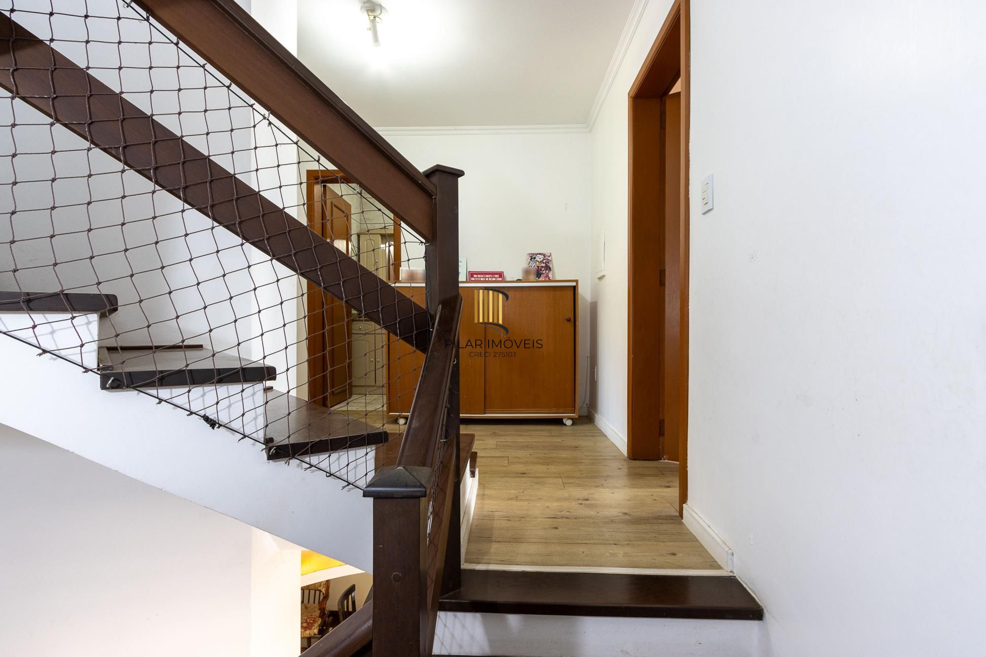 Casa 3 dormitórios no bairro Espírito Santo