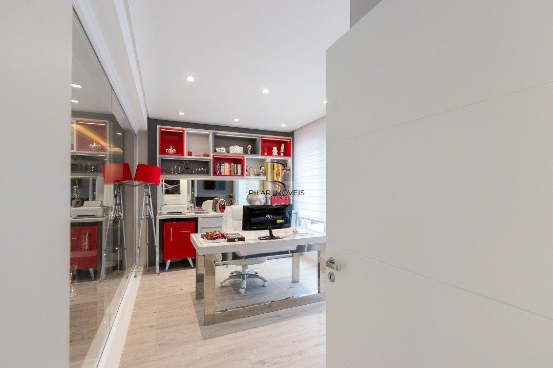 Casa Condominio para Venda - 239.3m², 3 dormitórios, sendo 2 suites, 6 vagas - Distrito Industrial