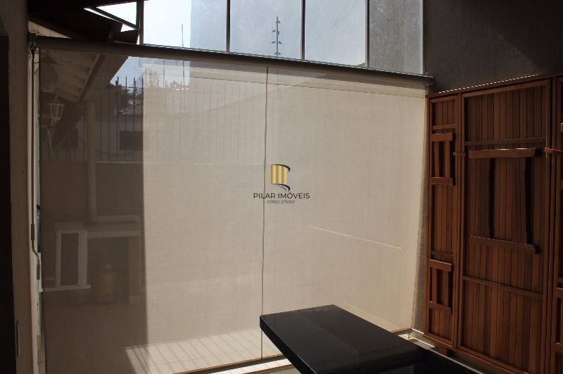Casa para Venda - 220m², 3 dormitórios, sendo 1 suites, 4 vagas - Ipanema
