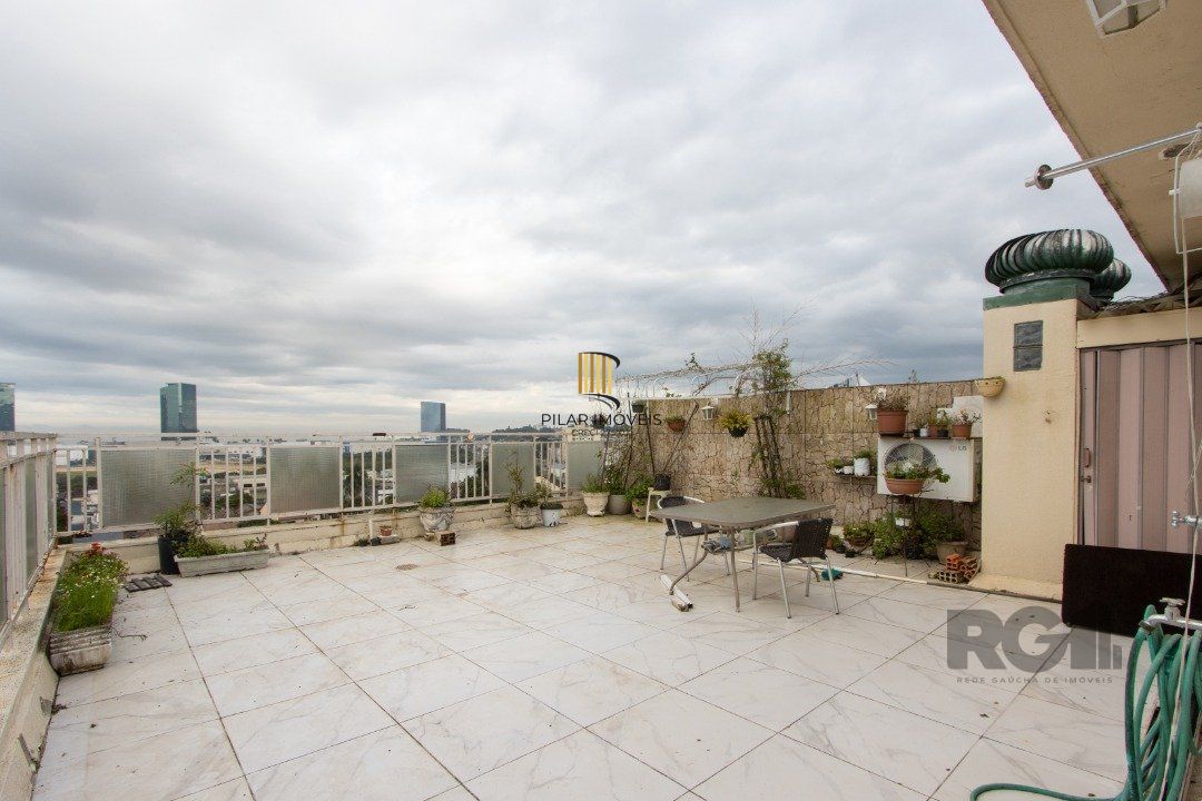 Cobertura 3 Dormitório(s) Bairro Cristal