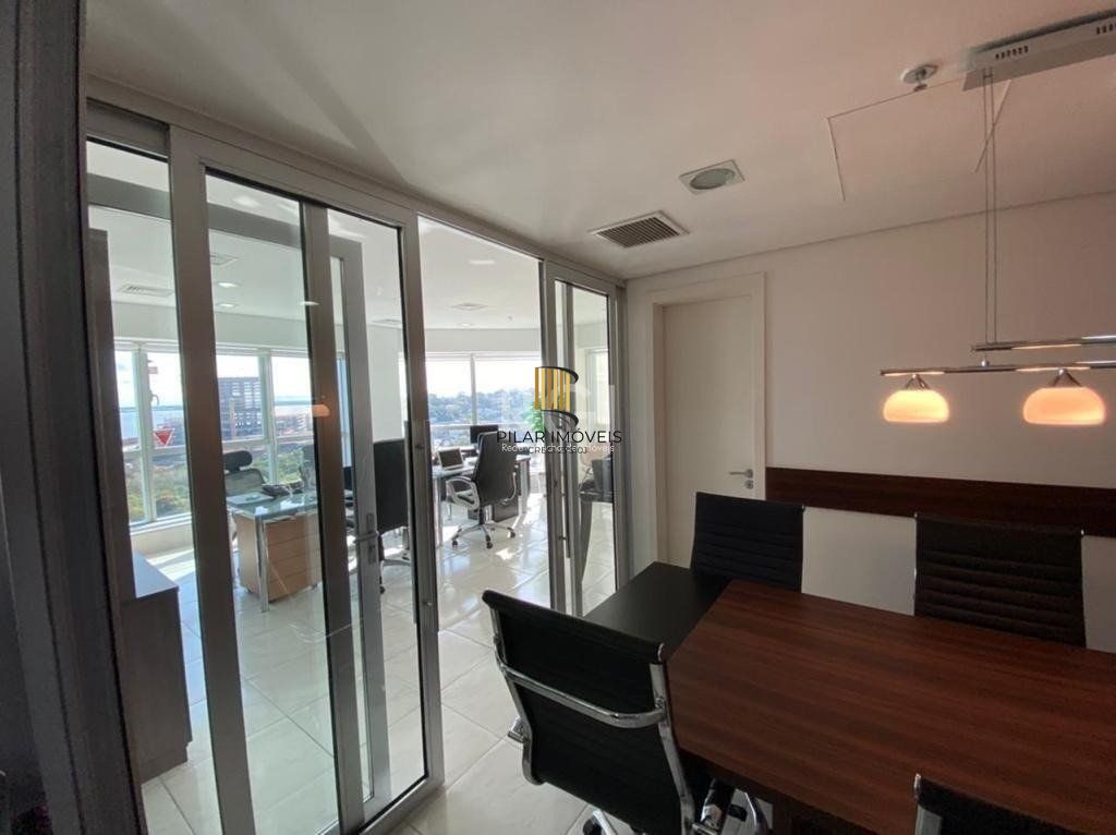 Salas Comerciais no nono andar , Imóvel MOBILIADO com 82,82 m2