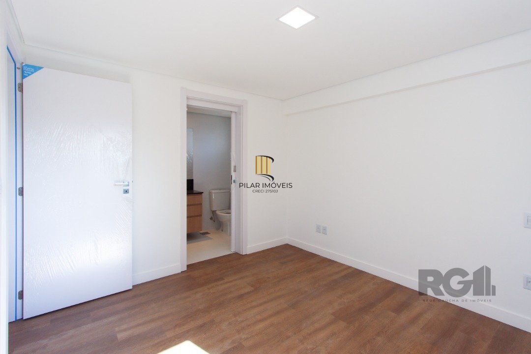 Apartamento em Porto Alegre no Bairro Petrópolis, de 2 quartos, semi mobiliado.