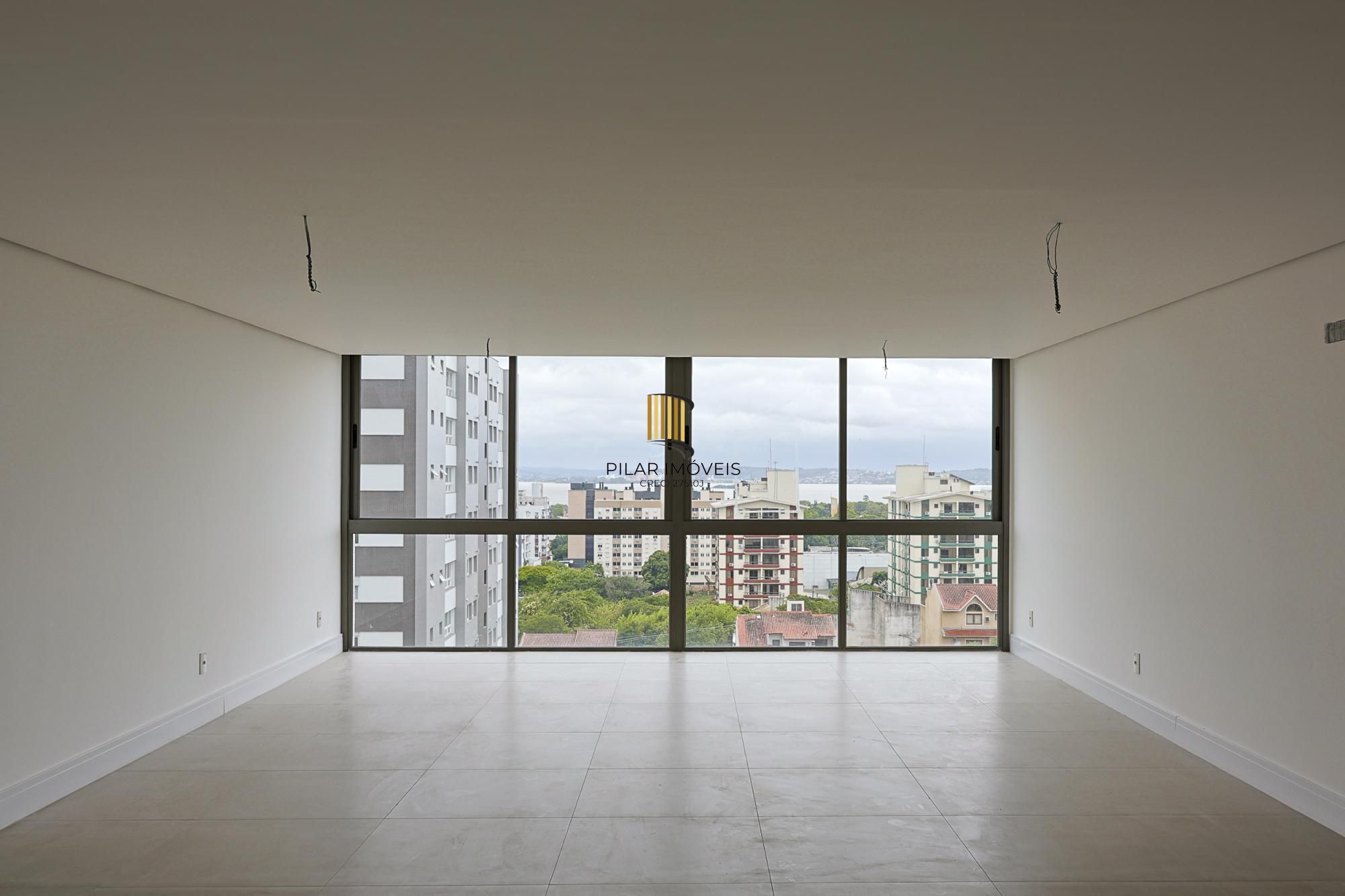 Apartamento com 217m² e 3 dormitórios no bairro Tristeza em PORTO ALEGRE para Comprar