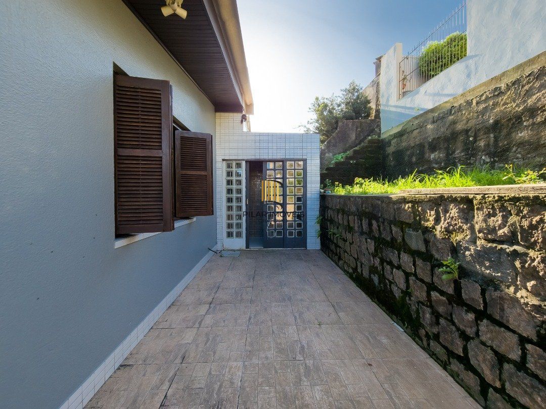 Casa com 3 quartos, suite, pátio - Bairro Espírito Santo - Potro Alegre (RS)