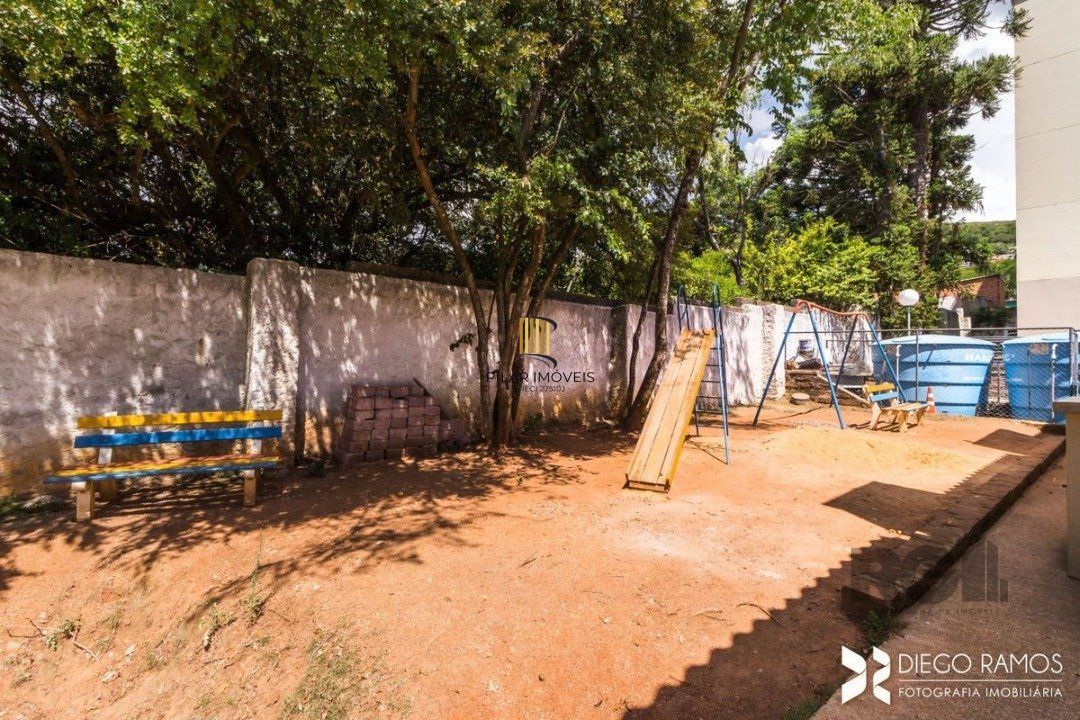 Apartamento 2 dormitórios vaga rotativa bairro Glória Porto Alegre