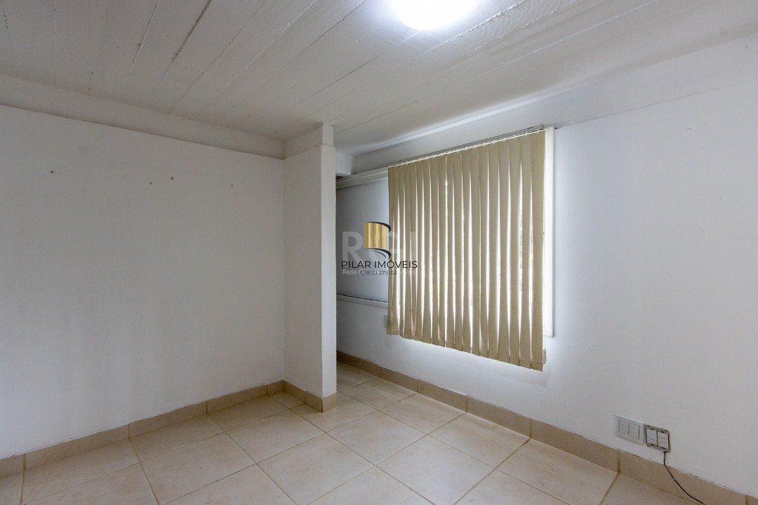 Casa para Venda - 180m², 3 dormitórios, sendo 1 suites, 2 vagas - Ipanema
