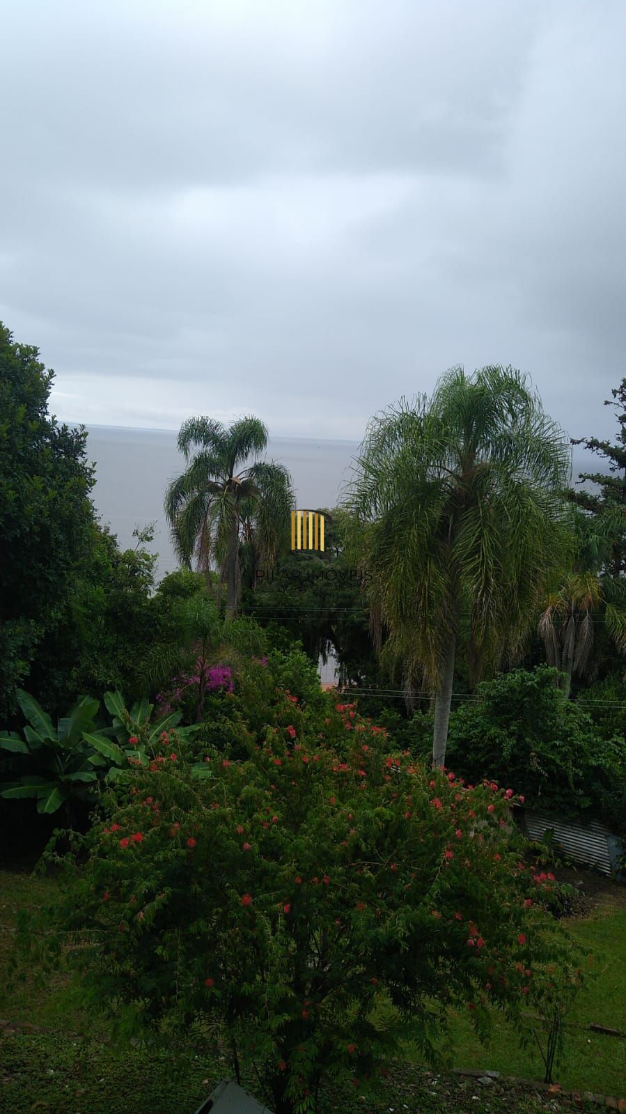 Sítio para Venda - 240m², 3 dormitórios, sendo 2 suites, 6 vagas - Ponta Grossa